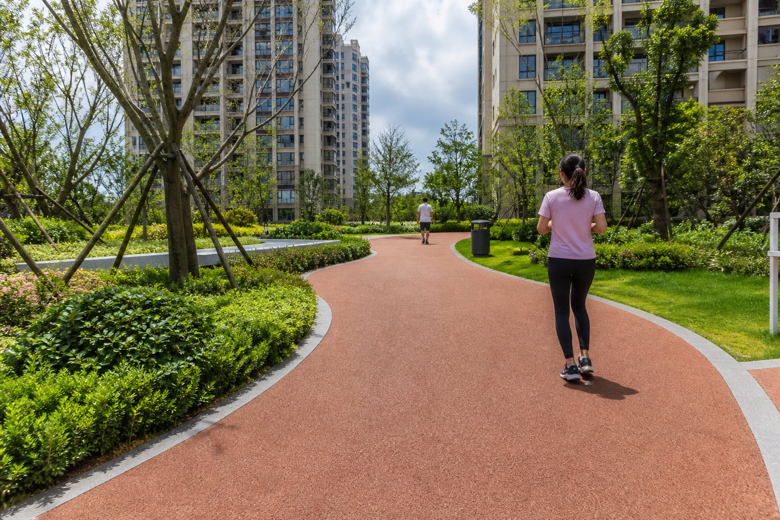 Why Choose Anti-Slip Surfacing for Community Walkways?