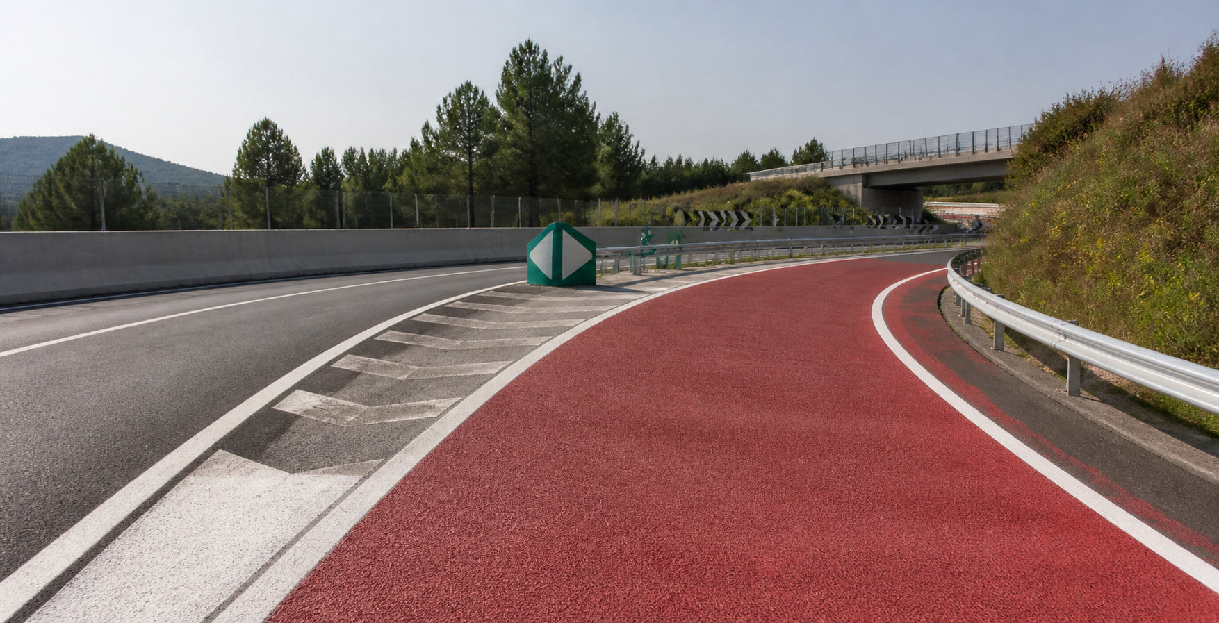 Anti-Slip Protective Surfacing for Bridge Approach Transitions
